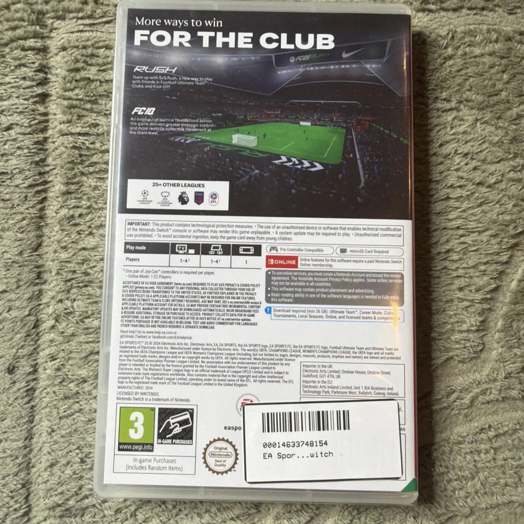 EA Sports FC 25 Nintendo Switch game case with green black soccer field design