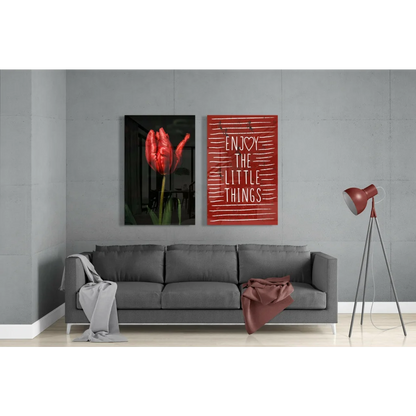 Stunning Red Tulip Glass Wall Art With Vivid Colors | Modern Wall Art Decor | vintageantiquesgifts.com