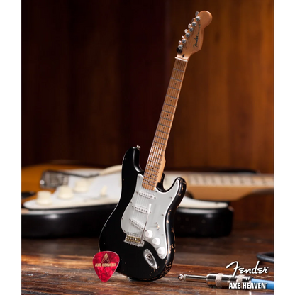Eric Clapton Blackie mini Stratocaster with Axe Heaven stand
