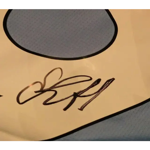 Light blue autographed jersey shirt with Erling Braut signature for Manchester City fans