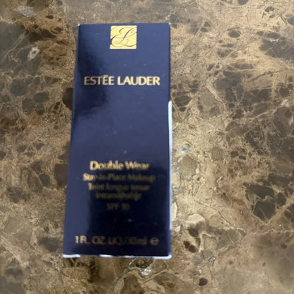 Estée Lauder Double Wear foundation 2C0 Cool Vanilla box with pump