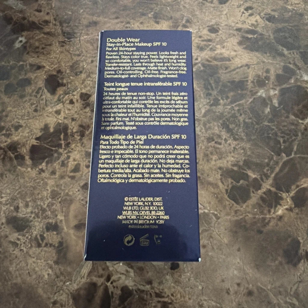 Estée Lauder Double Wear foundation 2C0 Cool Vanilla box