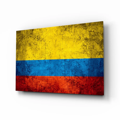 Vintage Colombian Flag Canvas Wall Art with Distressed Finish | Insigneart USA | vintageantiquesgifts.com