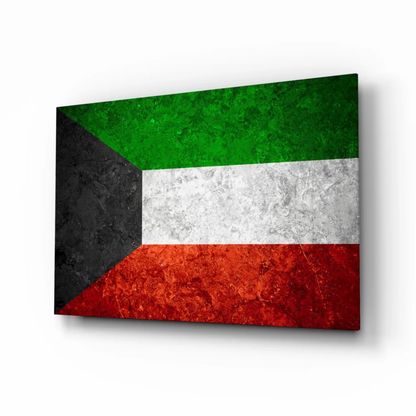 Kuwaiti Flag Canvas Wall Art with Distressed Texture | Insigneart USA | vintageantiquesgifts.com