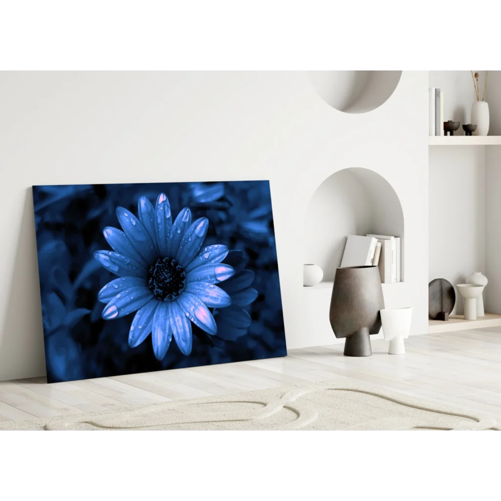 Stunning Blue Daisy Glass Wall Art with Dewdrops | Modern Wall Art Decor | vintageantiquesgifts.com