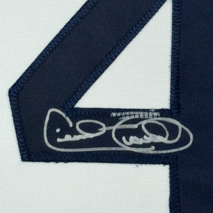 White embroidered signature patch on Cecil Fielder Detroit Tigers jersey