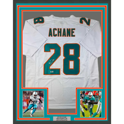Framed autographed De’Von Achane white Miami Dolphins jersey back with name and number 28