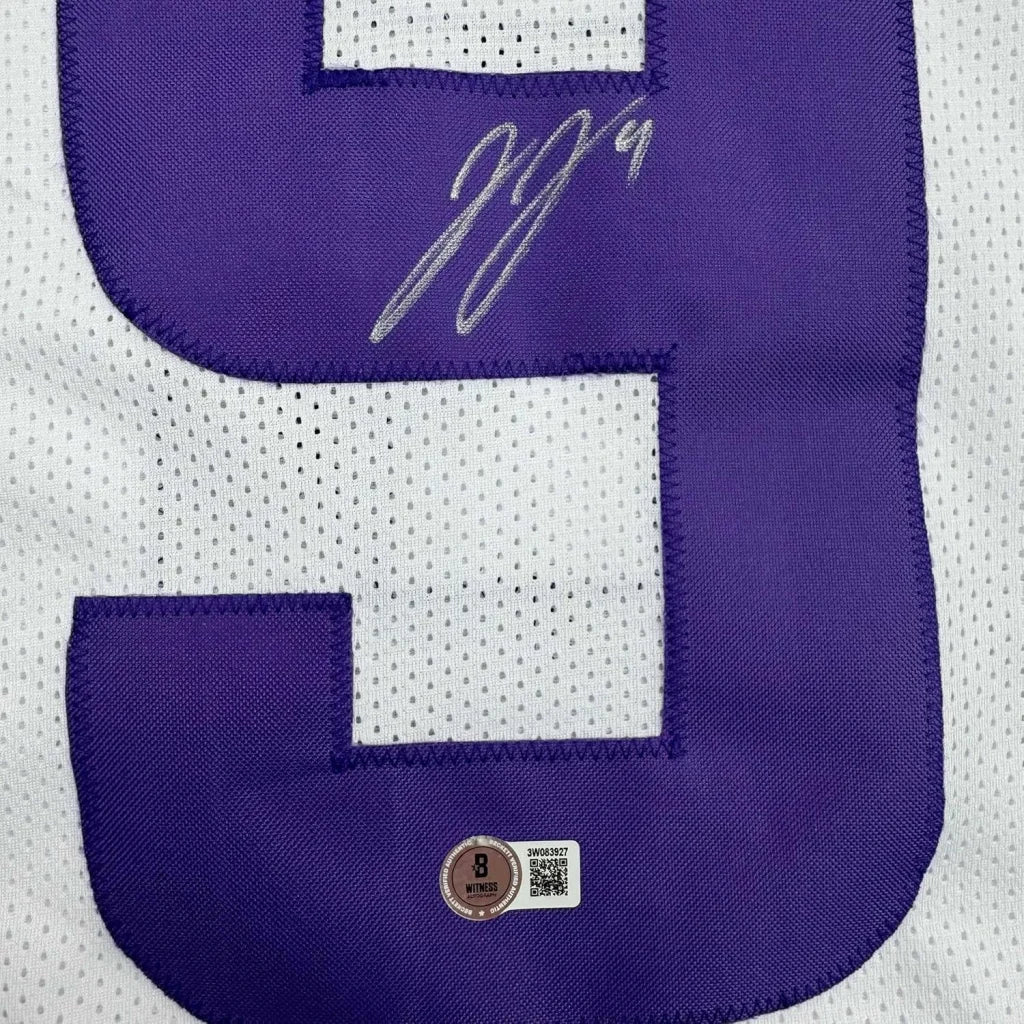 Framed Autographed J.J. JJ McCarthy 35x39 Minnesota White Football Jersey Beckett BAS COA | Certified Authentic Signed Memorabilia | vintageantiquesgifts.com
