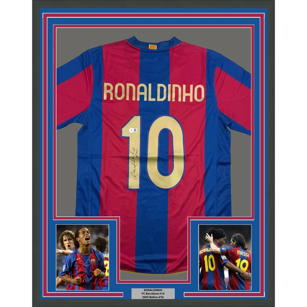 Framed Ronaldinho FC Barcelona jersey with number 10 and autograph, plus two small player photos