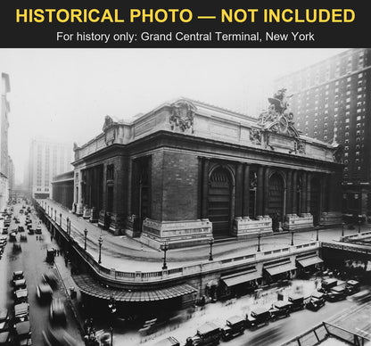 Historical photo, not included: Grand Central Terminal, New York, the New York Central Railroad's terminal, with traffic on the viaduct, banded HISTORICAL PHOTO - NOT INCLUDED