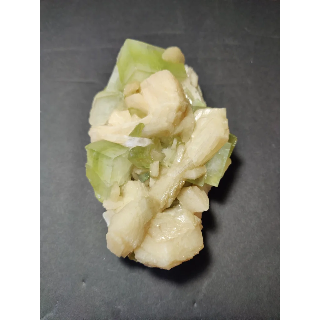 Green apophyllite cubes with peach stilbite specimen and chopped cabbage garlic, 761g