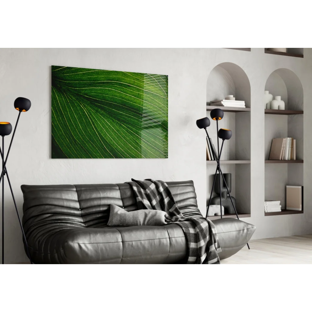 Stunning Green Leaf Glass Wall Art with Intricate Vein Detail | Contemporary Home Wall Art | vintageantiquesgifts.com