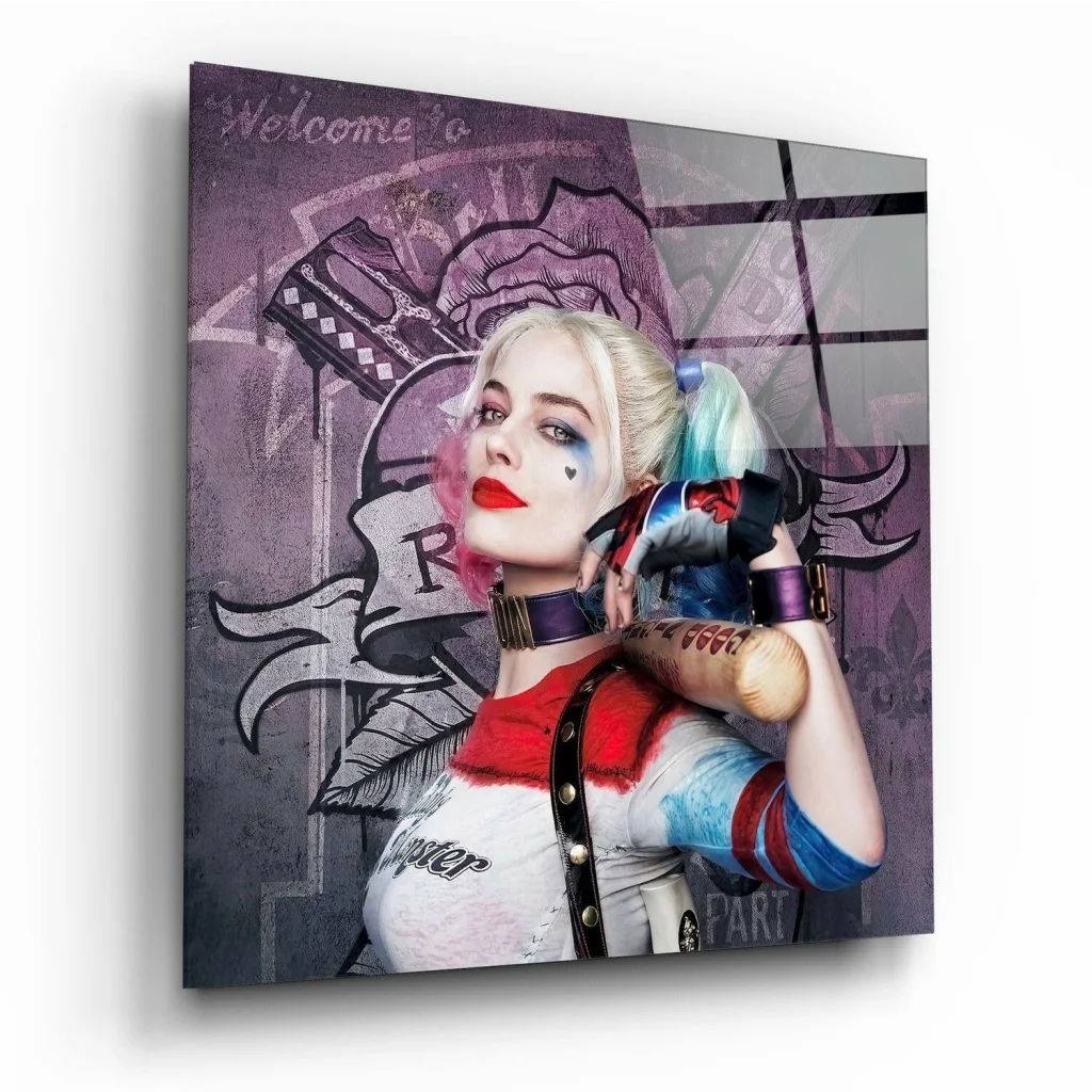 Harley Quinn Glass Wall Art Canvas Print for Your Space | Insigneart USA | vintageantiquesgifts.com