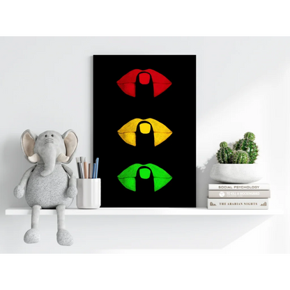 Black traffic light lips on Insigne aluminum prints
