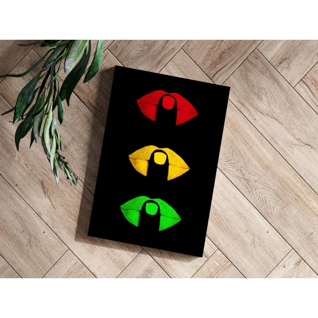 Black traffic light lips on insigne aluminum prints