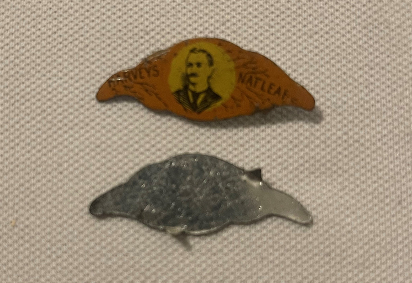 Antique Harveys Nat Leaf Tobacco Tin Tag 1870s 1910s Figural Leaf Shape Pin Back Advertising Collectible Tobacciana 🚬