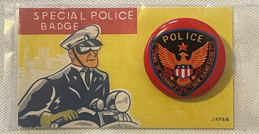 Vintage 1950s Town of Conway New Hampshire Police Tin Litho Toy Badge 🦅 NOS on Card Made in Japan