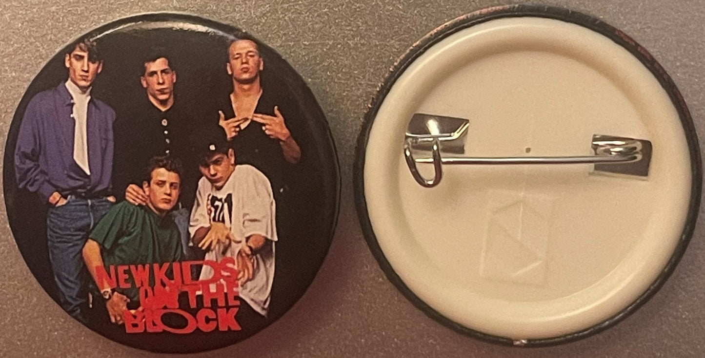Vintage 1989 New Kids on the Block Pinback Button 🎤 "The Pose" NKOTB Button-Up Troy MI Metal Pin