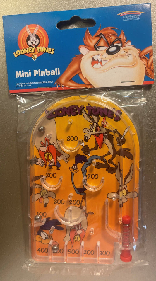 Vintage 1997 Looney Tunes Mini Pinball Yellow Orange Playfield Wile E Coyote and Single Road Runner Sealed 🍎