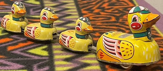 Vintage Tin Litho Wind-Up Duck Family Toy 🧸 Mother Duck & Ducklings Mechanical NOS, Mid-Century Nursery Decor