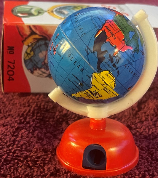 Vintage Mid-Century Globe Pencil Sharpener Unopened in Box No. 7204 Novelty Desk Toy Nostalgic Schoolroom Collectible 🧸
