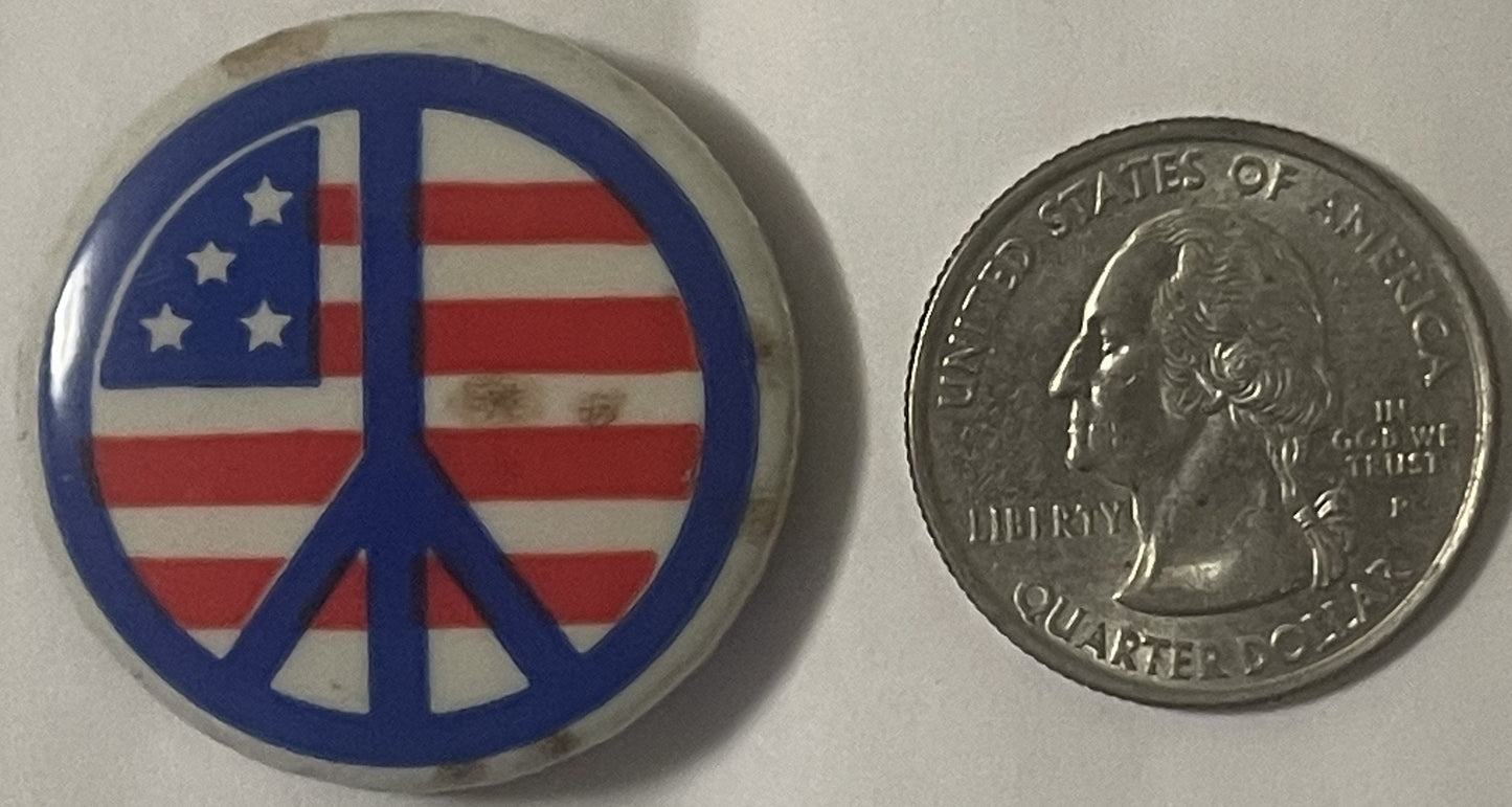 Vintage Vietnam War Era Peace Sign Pin - American Flag Pinback Button NOS Unused 📌
