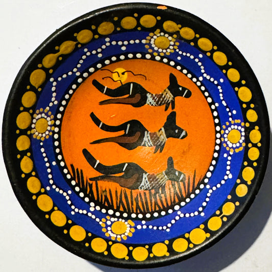 Aboriginal-Inspired Australian Art Dish Hand-Painted Kangaroos Dot Painting Vintage Pottery 🥃