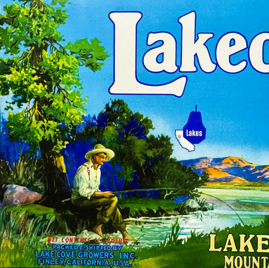 Vintage 1950s Lakecove Brand Lake County Mountain Bartlett Pears Crate Label 🍐 — Lake Cove Growers Inc., Finley CA