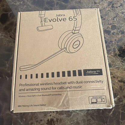 Jabra Evolve 65 SE mono wireless headset in brown packaging