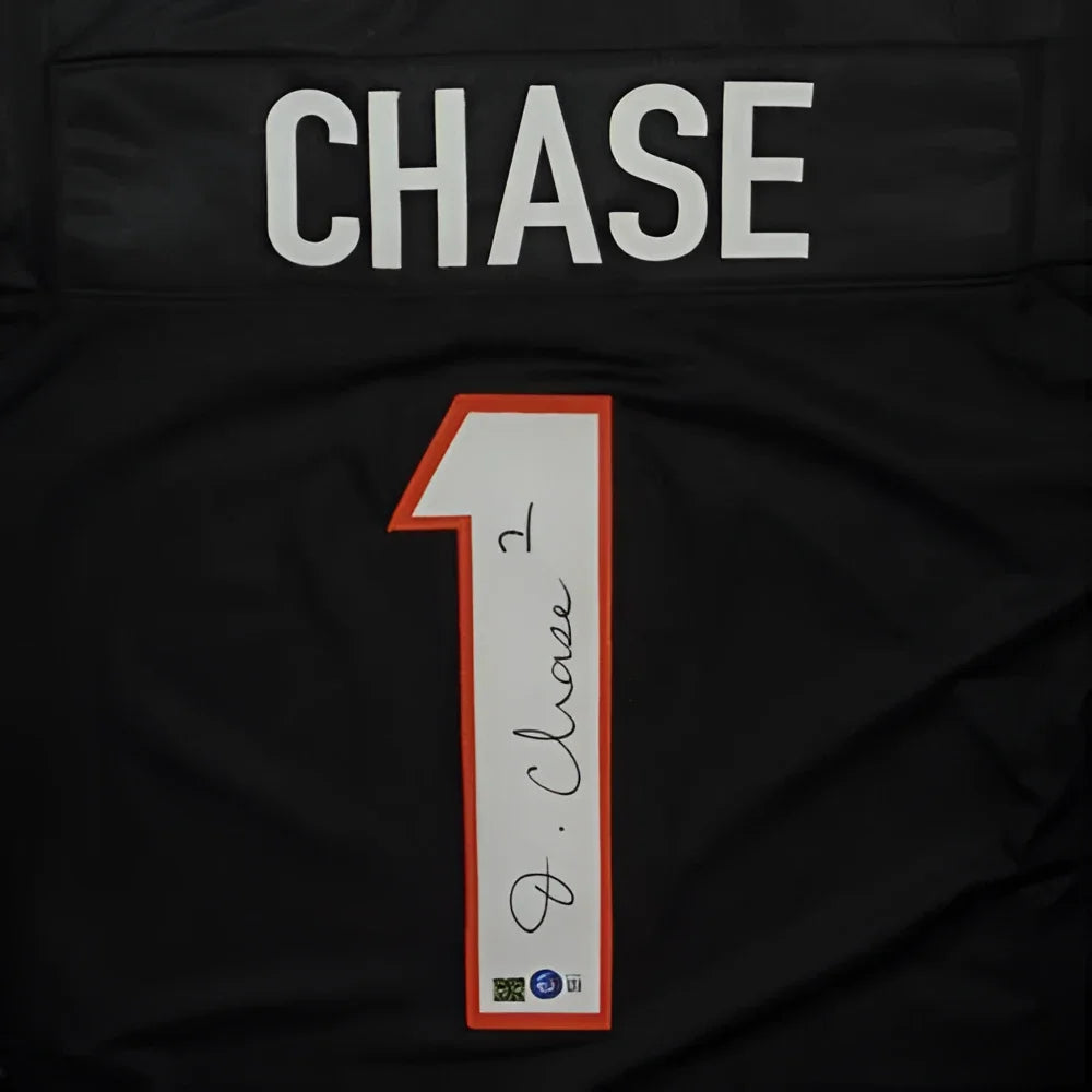 Ja’Marr Chase autographed Cincinnati black #1 custom jersey