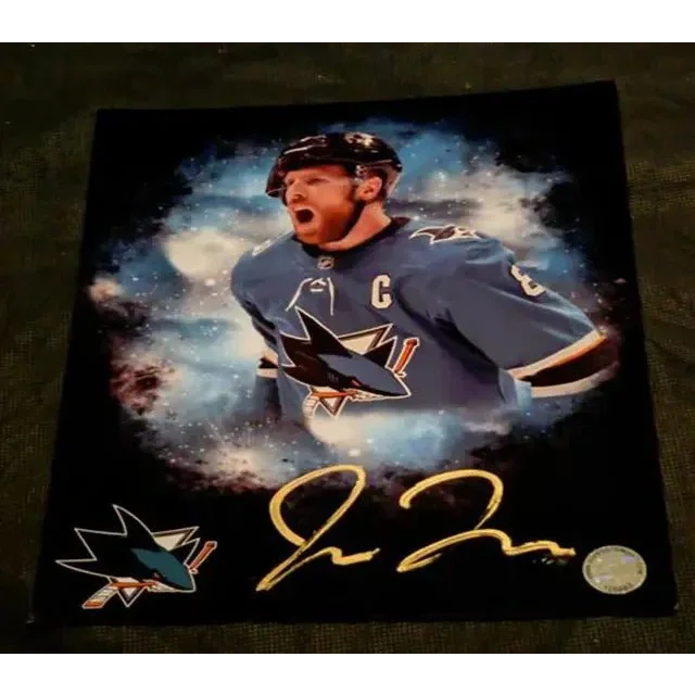 Joe Pavelski signed 8x10 photo with Sharks logo and autograph, super star certified