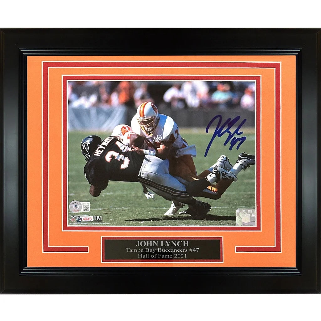 John Lynch autographed Tampa Bay Buccaneers framed photo