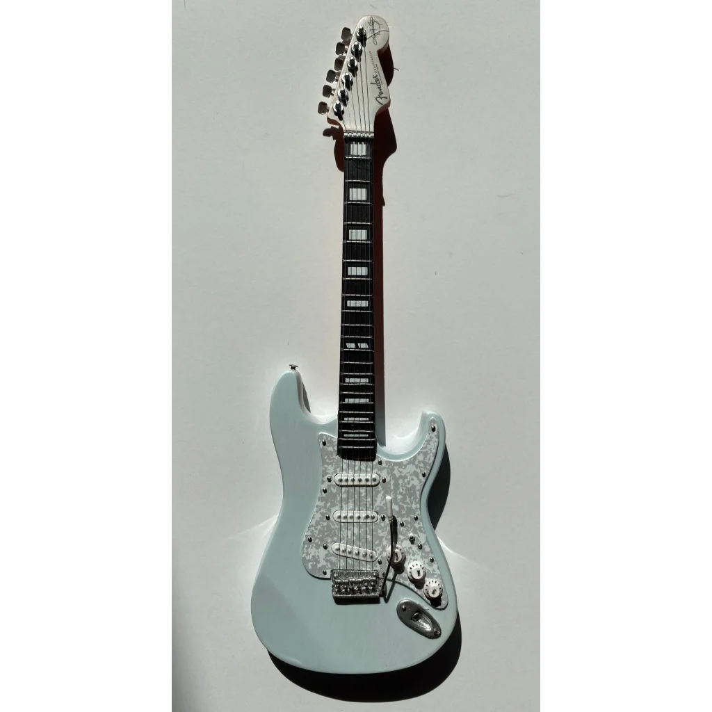 Kenny Wayne Shepherd Axe Heaven mini sunburst Fender Strat replica