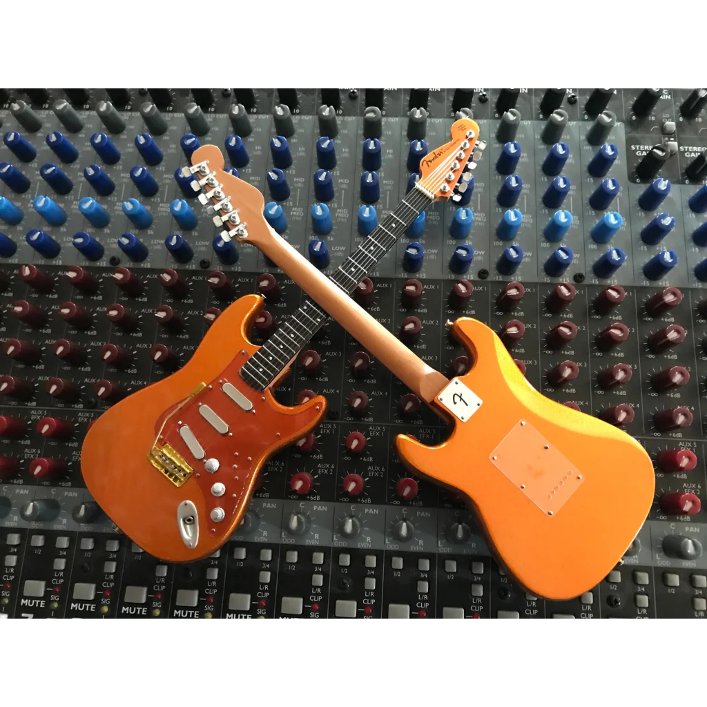 Kenny Wayne officially licensed Axe Heaven gold sparkle mini guitar