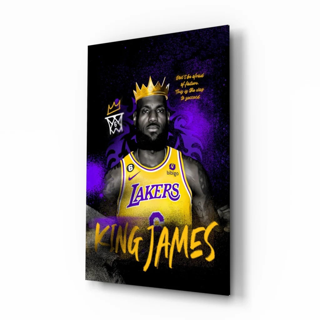 LeBron James Lakers King Crown Canvas Wall Art Print | Insigneart USA | vintageantiquesgifts.com