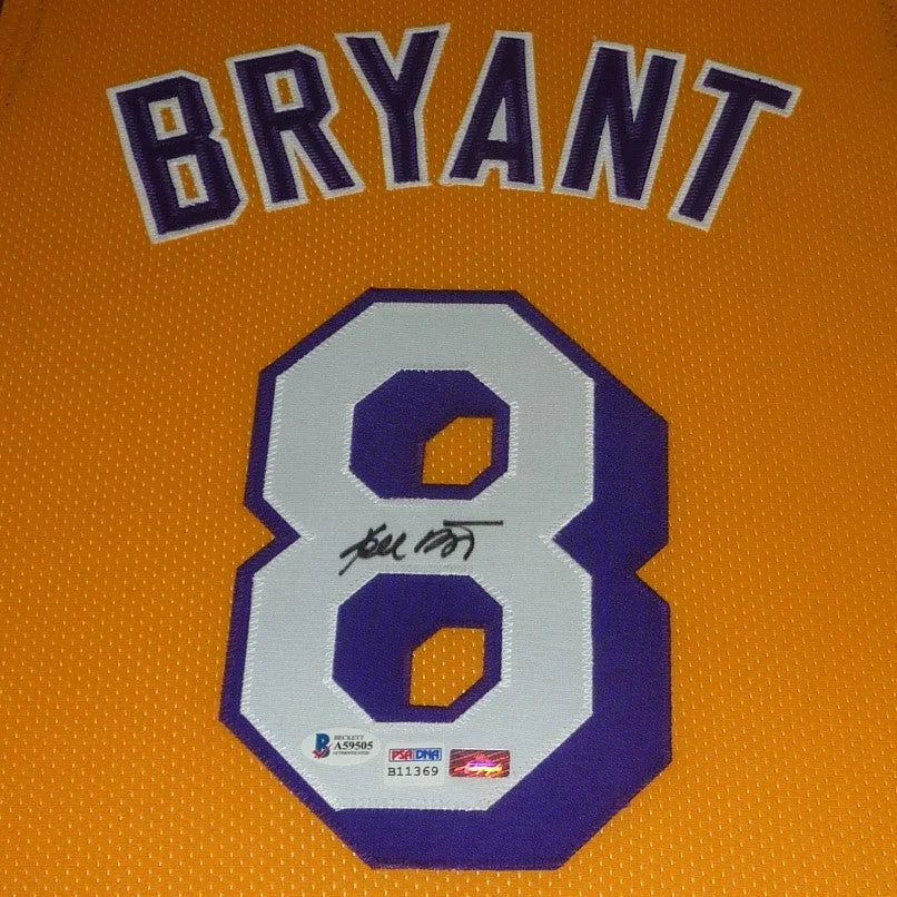 Kobe Bryant autographed Los Angeles yellow Lakers jersey number 8