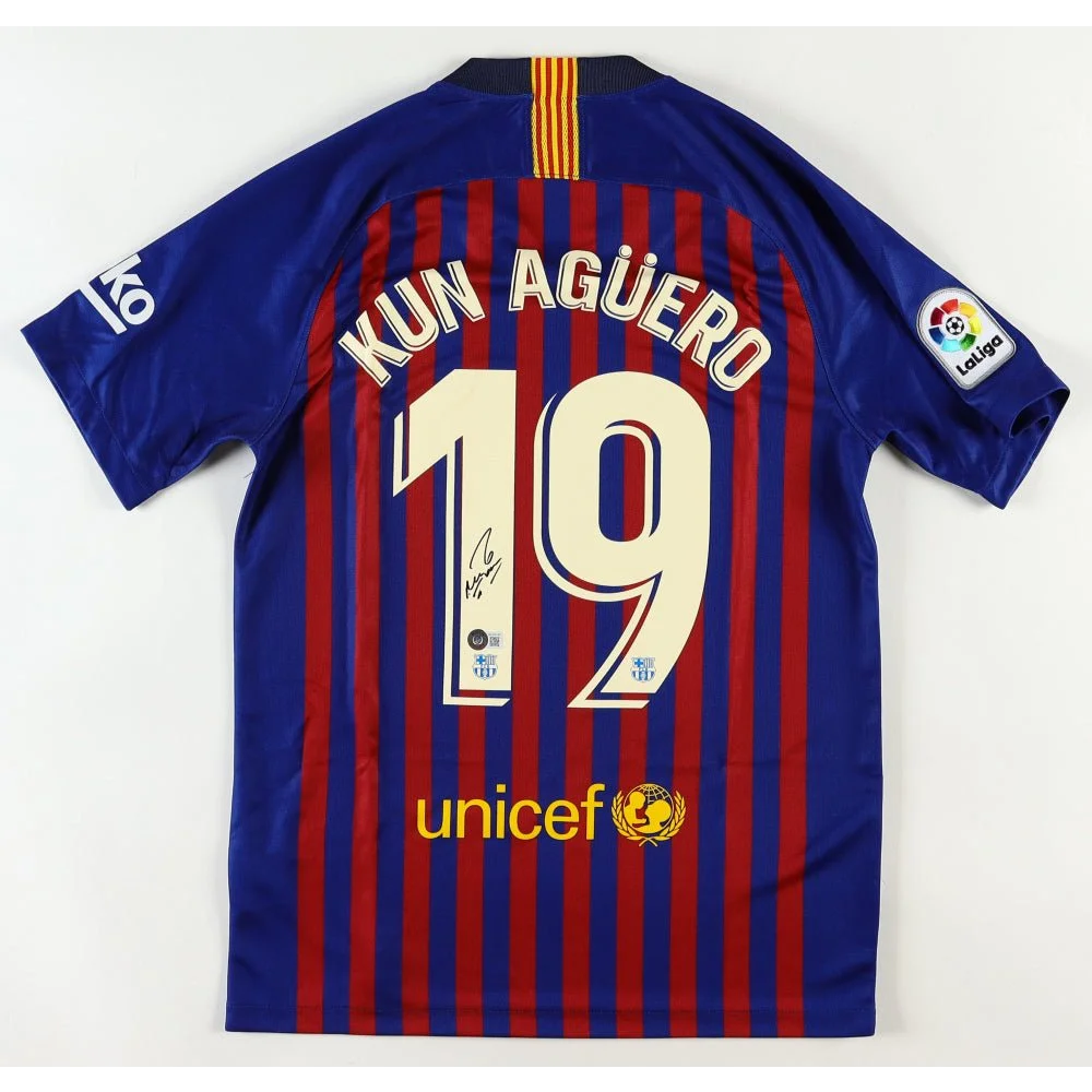Kun Aguero signed Barcelona jersey with Beckett Authentication featuring Aguero signed Barcelona label
