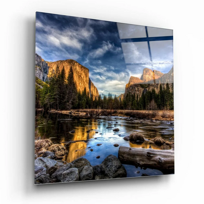 Stunning Yosemite Glass Wall Art Brings Nature Home | Insigneart USA | vintageantiquesgifts.com