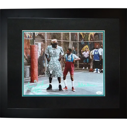 Larry Johnson autographed Steve Urkel Family Matters photo with Grandmama