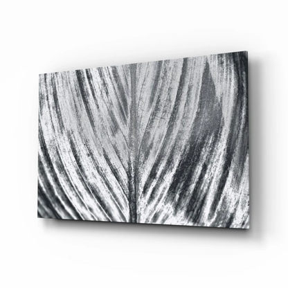 Bold Abstract Leaf Glass Wall Art in Striking Black and White | Insigneart USA | vintageantiquesgifts.com
