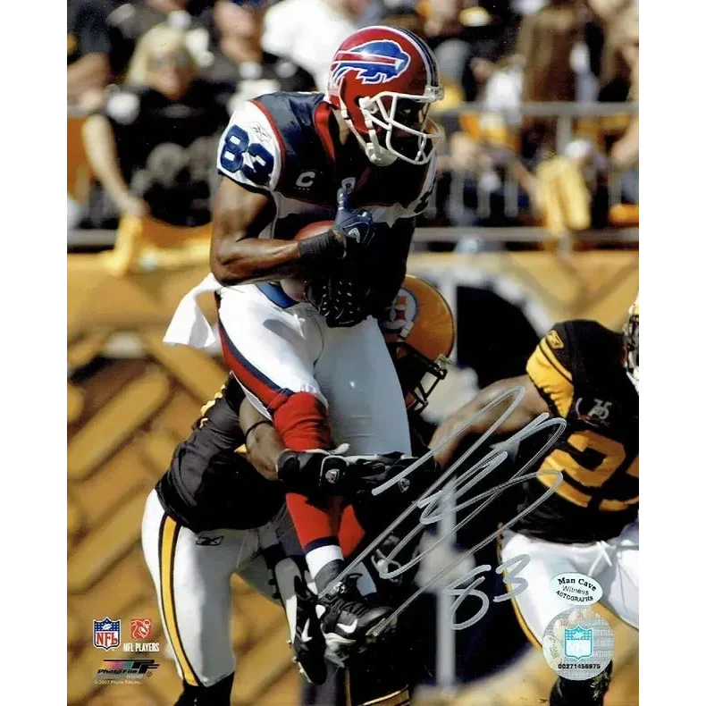 Autographed football photo of Lee Evans Buffalo Bills in white and blue jersey