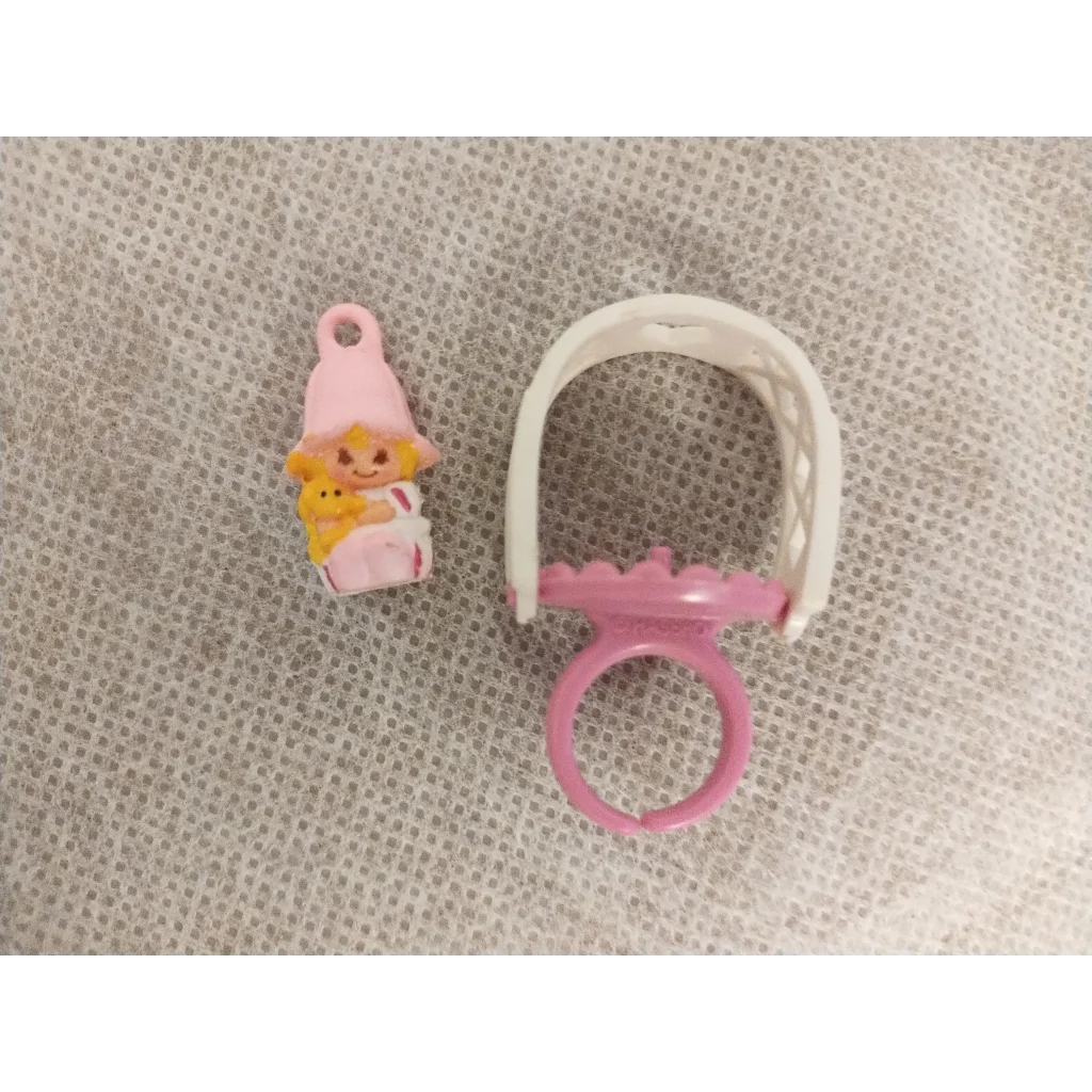 Lil Tulip pink teething ring with woven handle grip