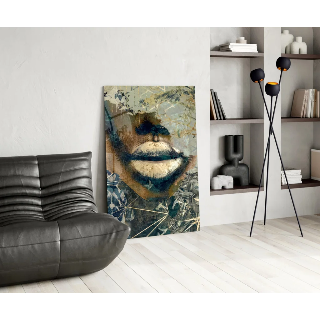 Bold lips abstract canvas wall art with gold leaf texture