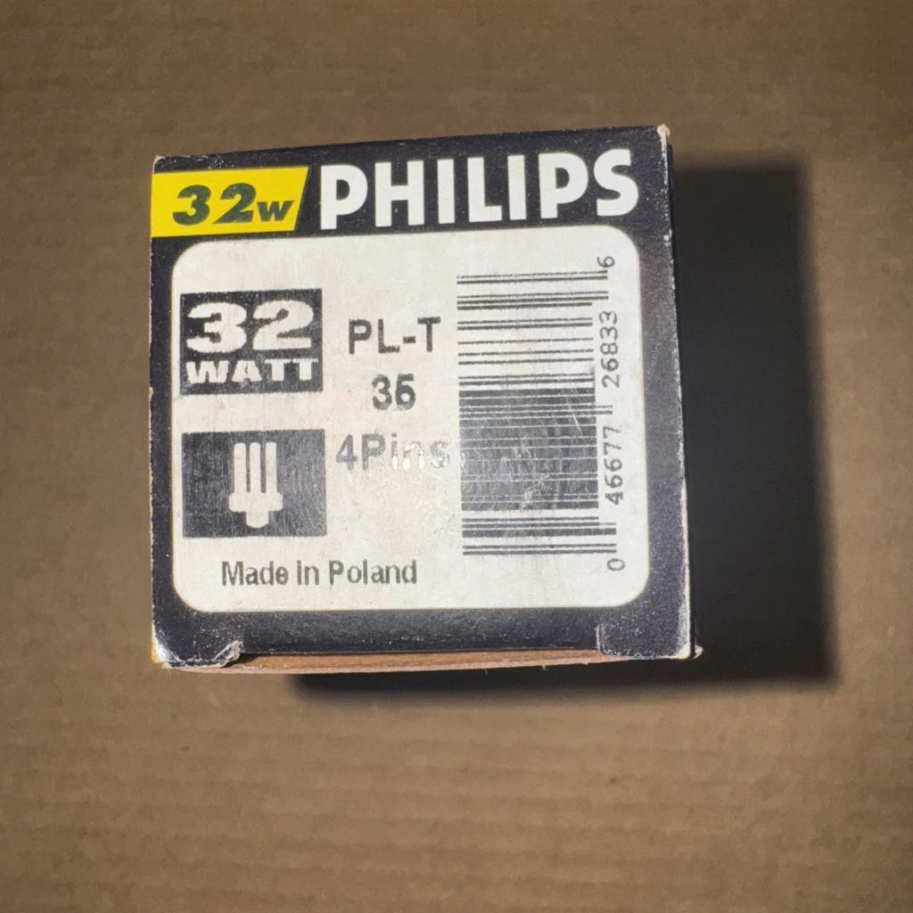 Philips 32W PL-T 35W Alto collection bulb in black yellow box, made in Poland