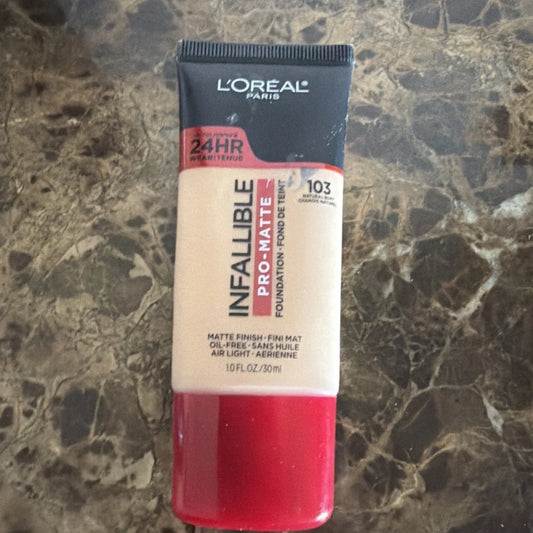 L’Oreal Paris Infallible Pro-Matte liquid foundation 103 Natural Buff