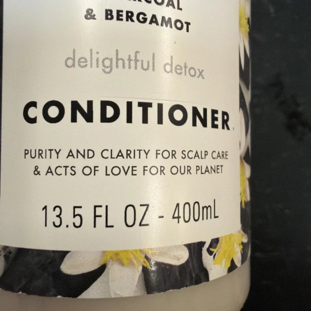 Love Beauty and Planet cleansing conditioner Charcoal & Bergamot, 13.5 fl oz detox bottle