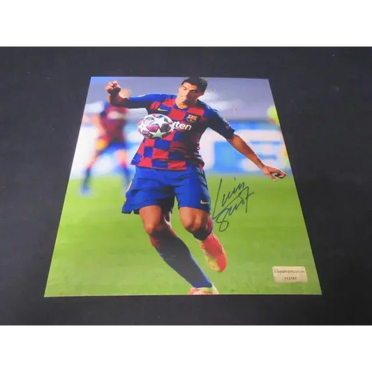Autographed Luis Suarez Barcelona soccer photo print, perfect Barcelona soccer signed collectible