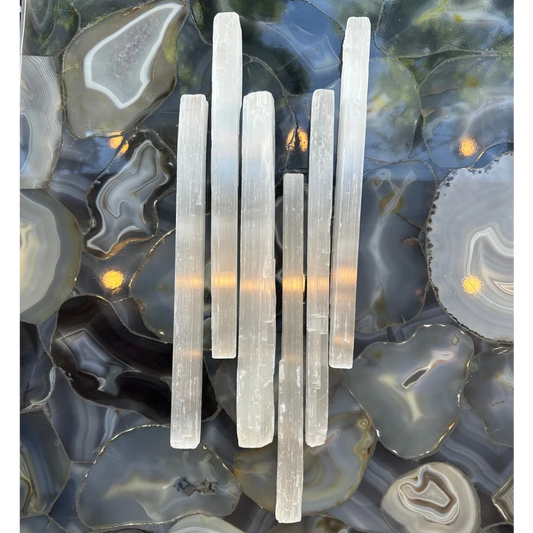 Massive rough selenite bar from Morocco, 330g natural crystal on agate slab