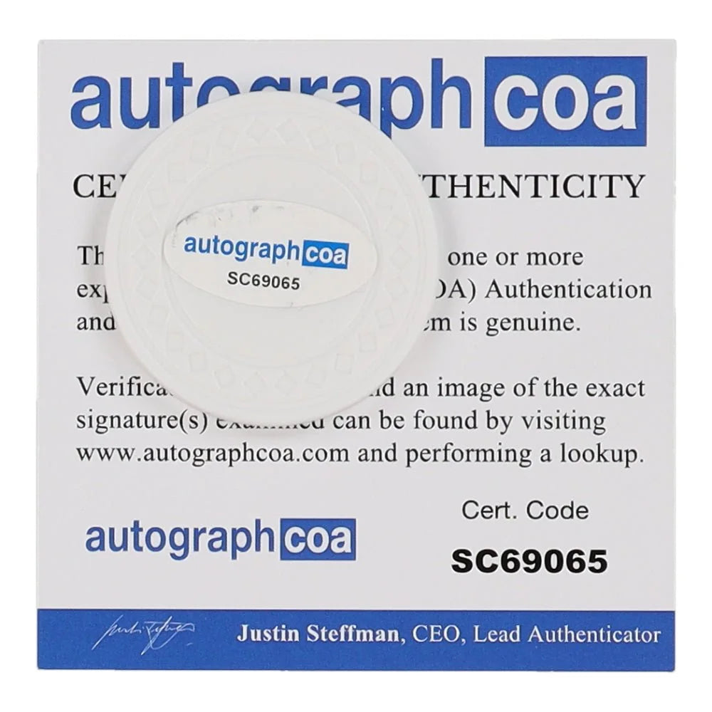 Matt Damon signed poker chip with AutographCOA authentication certificate SC69065