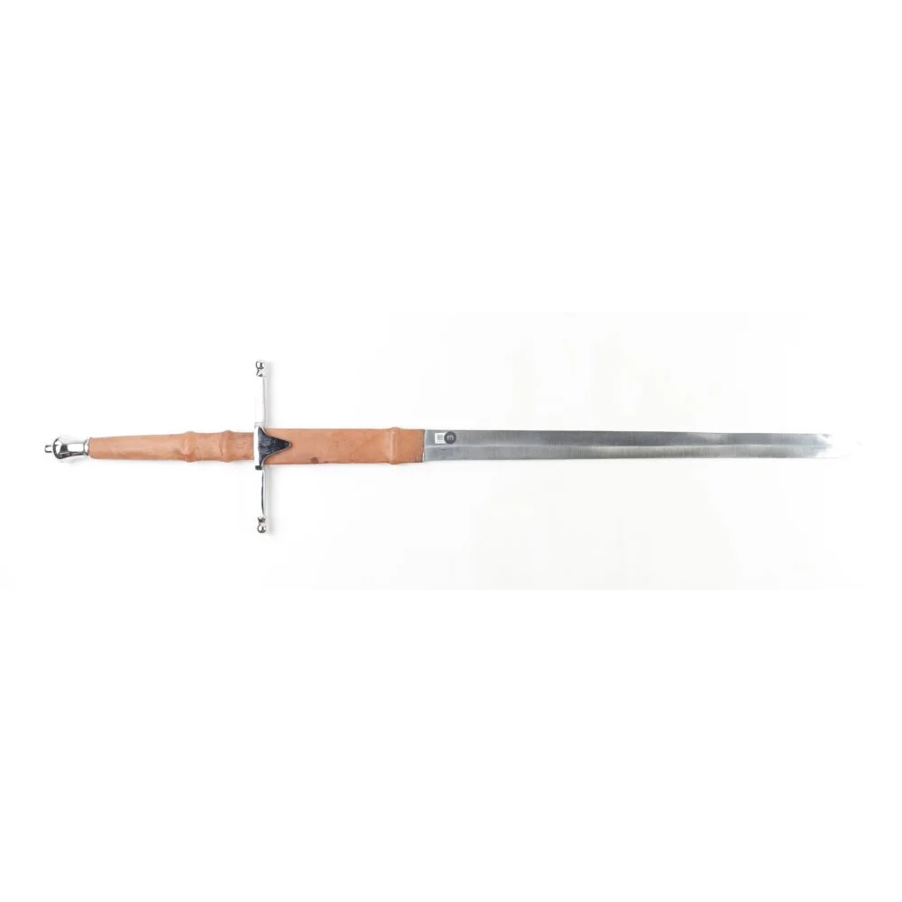 Mel Gibson signed Braveheart prop replica sword with steel blade and leather grip